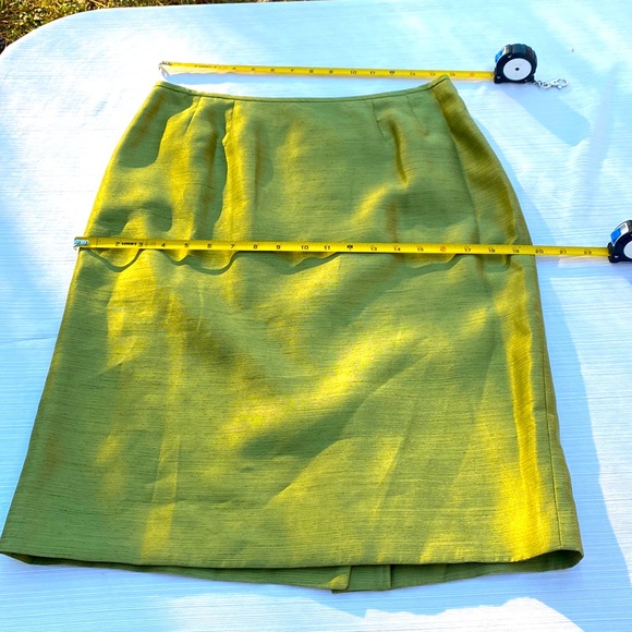 Suit-  Jacket and skirt - Picture 13 of 15